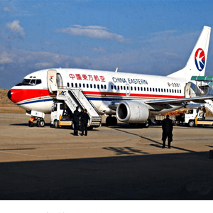 延安南泥湾机场空运航空快运业稳步发展的原因是什么？
